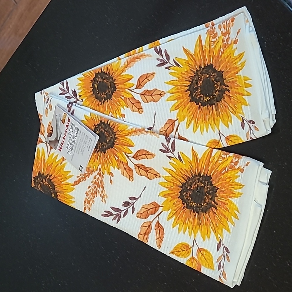 KitchenAid Towels
